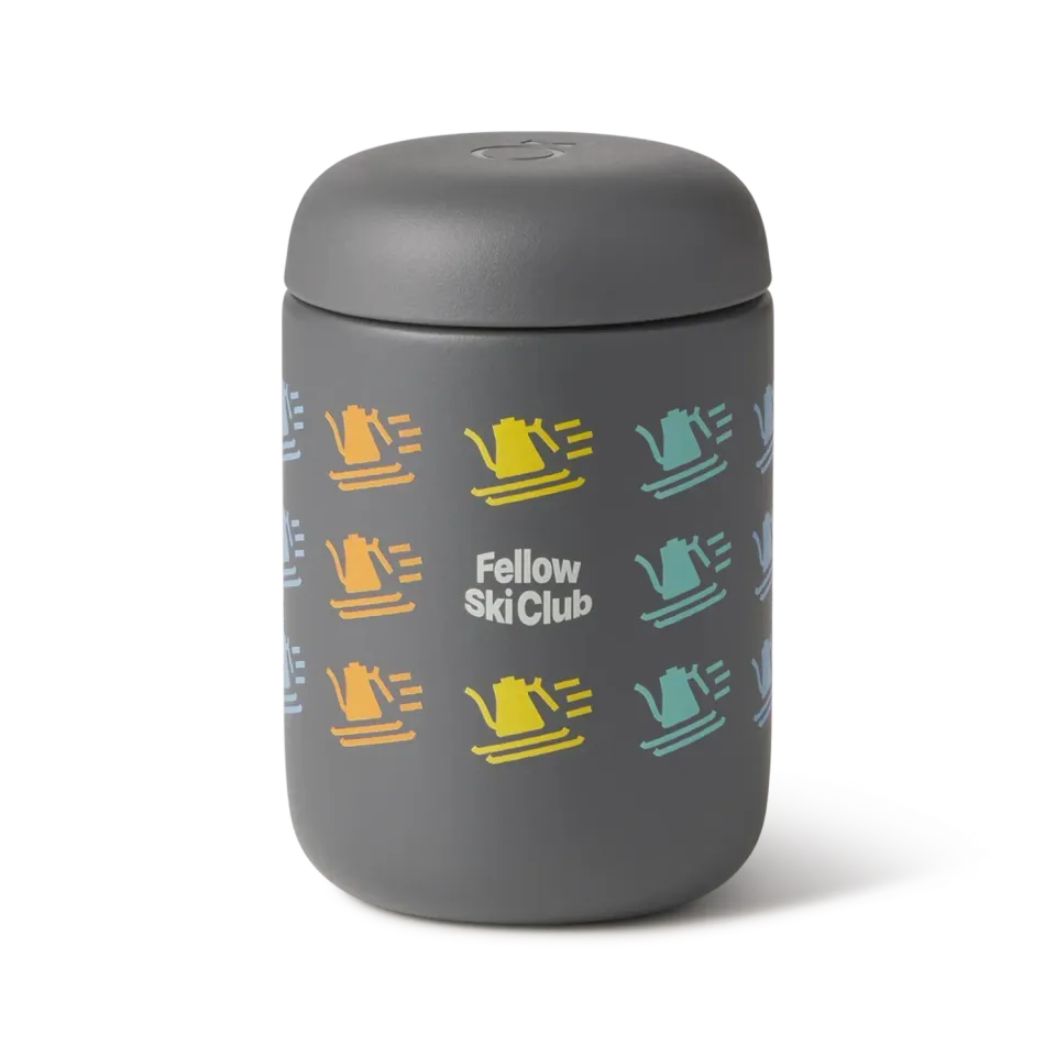 Fellow Carter Ski Club mug isotherme ardoise