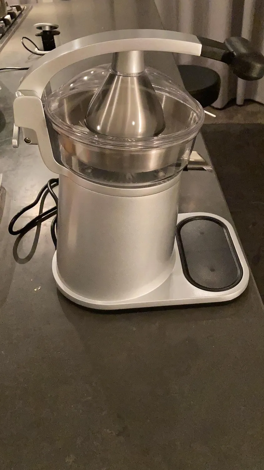 Solis Citrus Press Station 8454 presse-agrume électrique 360 W
