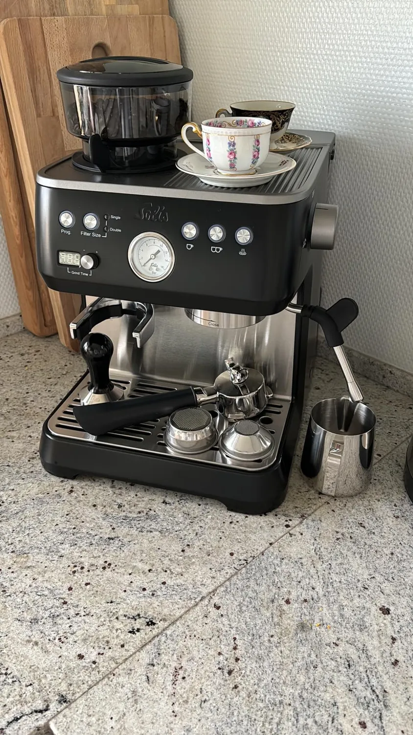 Solis Grind Infuse Perfetta 1019 machine expresso noire