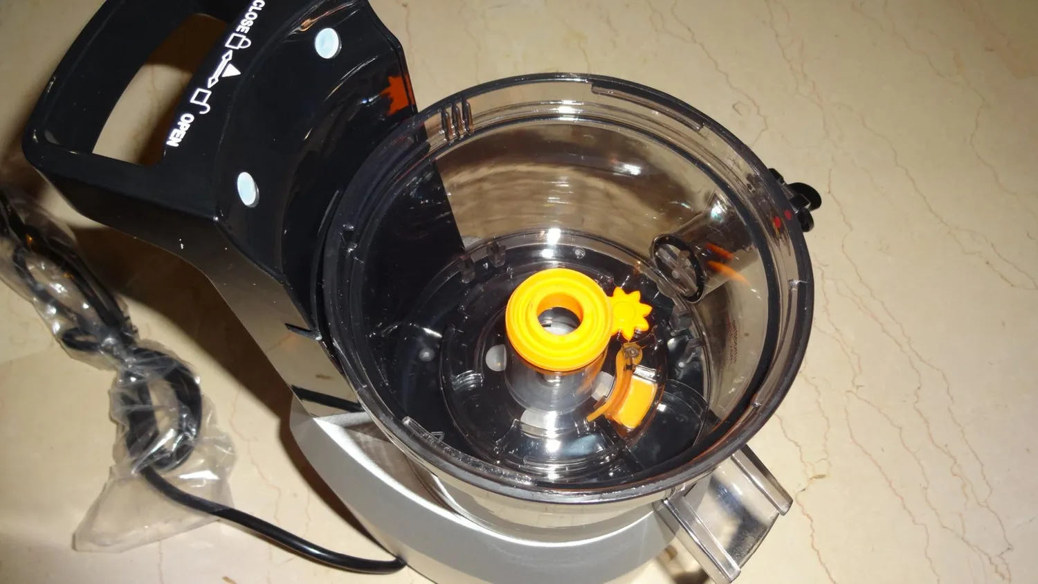 Solis 862 Multi Slow Juicer XXL extracteur 75mm