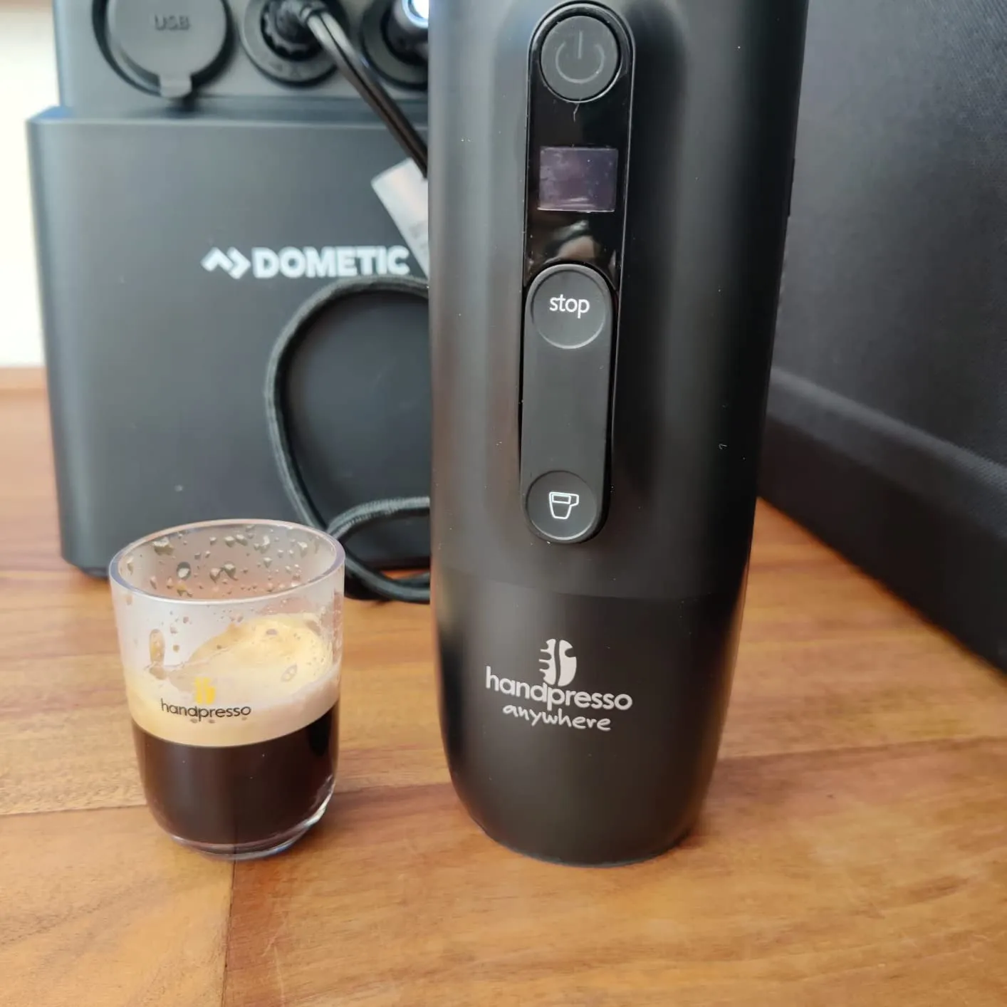 Handpresso Auto Capsule cafetière 12V noir coffret auto